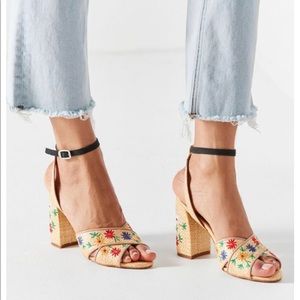 Urban Outfitters Crosswalk Oralisa Raffia Heel